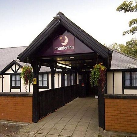 Premier Inn Manchester - Swinton Exterior foto