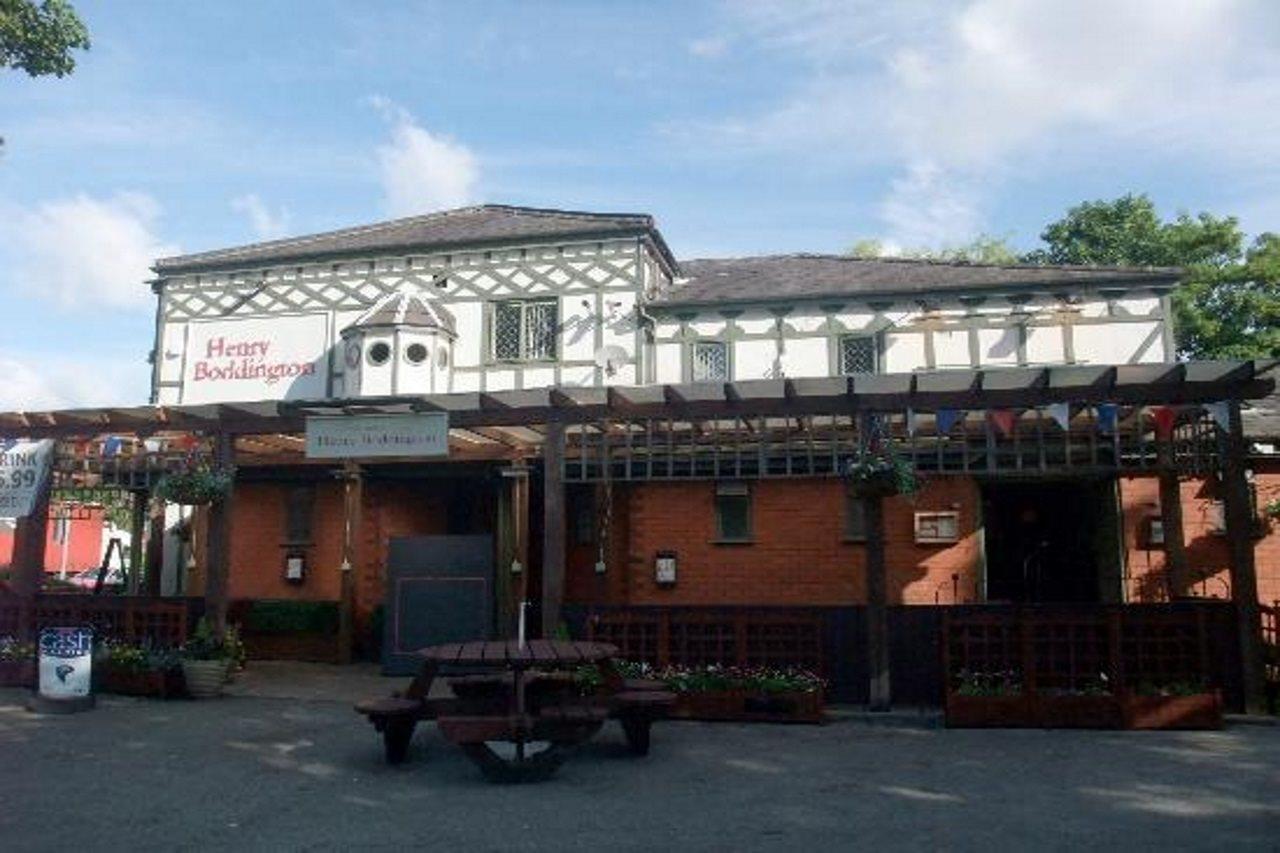 Premier Inn Manchester - Swinton Exterior foto